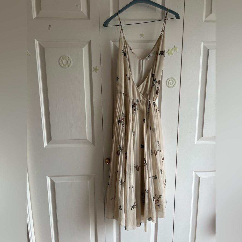 Aritzia Wilfred Cream Floral Midi Wrap Dress